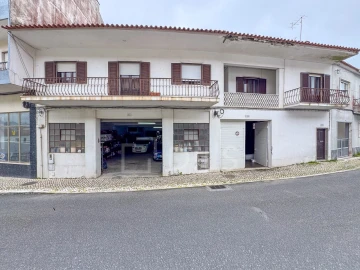Prédio para Venda em Malveira e São Miguel de Alcainça
