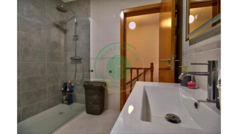 Moradia T3 para Venda em Tavarede