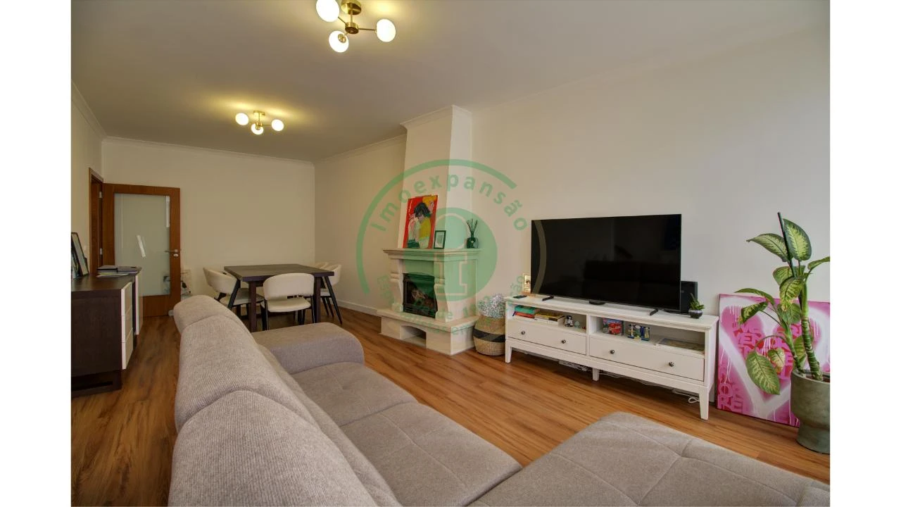 Moradia T3 para Venda em Tavarede Foto 3