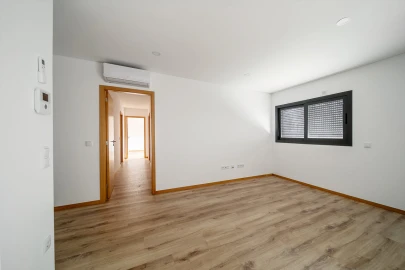 Apartamento T2 para Venda em Pedroso e Seixezelo