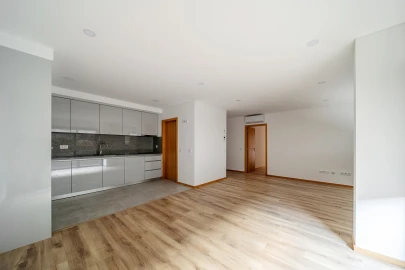 Apartamento T2 para Venda em Pedroso e Seixezelo