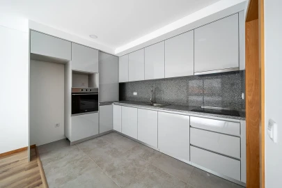 Apartamento T2 para Venda em Pedroso e Seixezelo