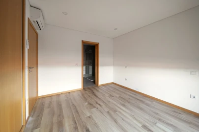 Apartamento T2 para Venda em Pedroso e Seixezelo