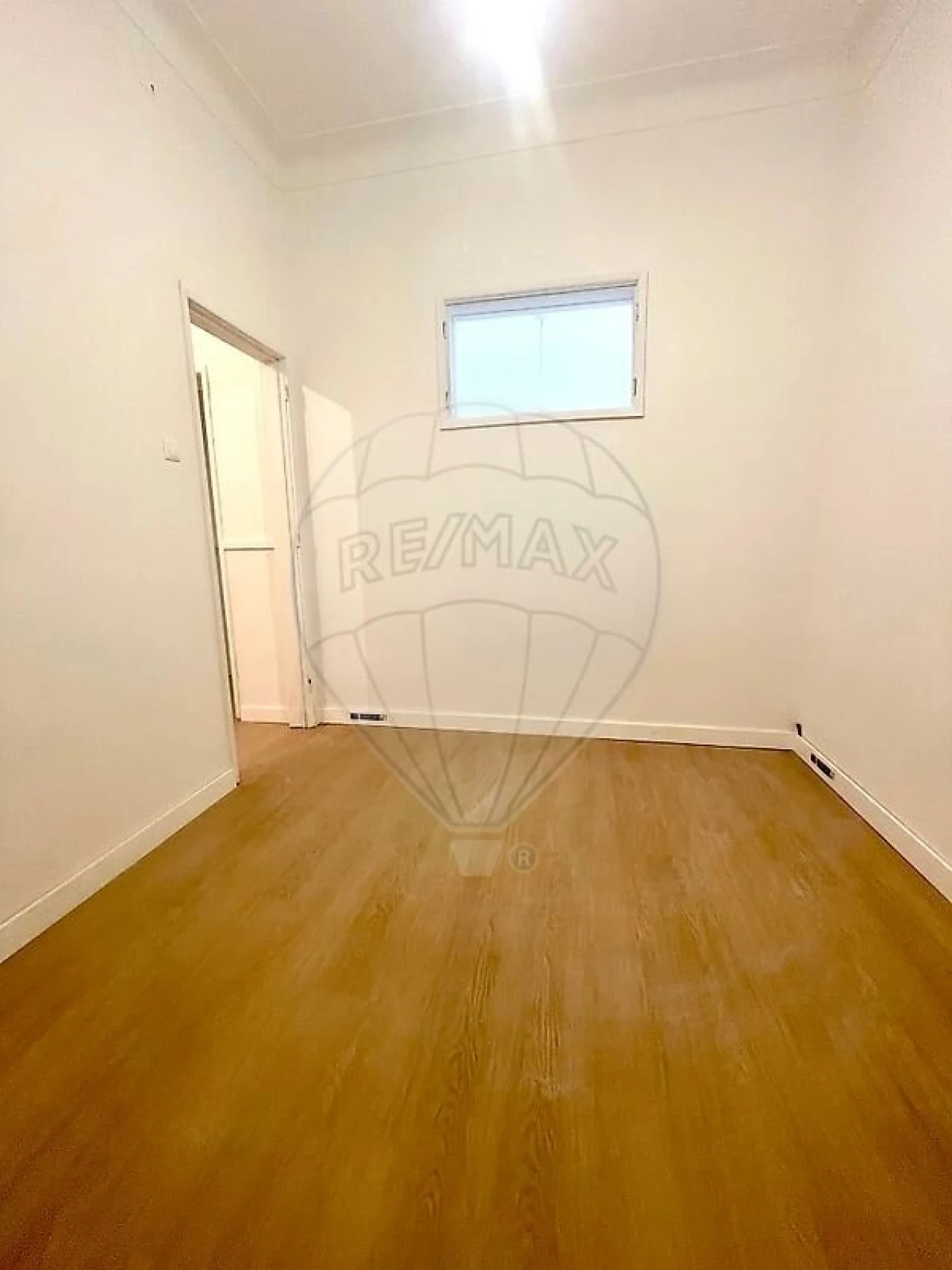 Apartamento T3 para Venda em Areeiro Foto 3
