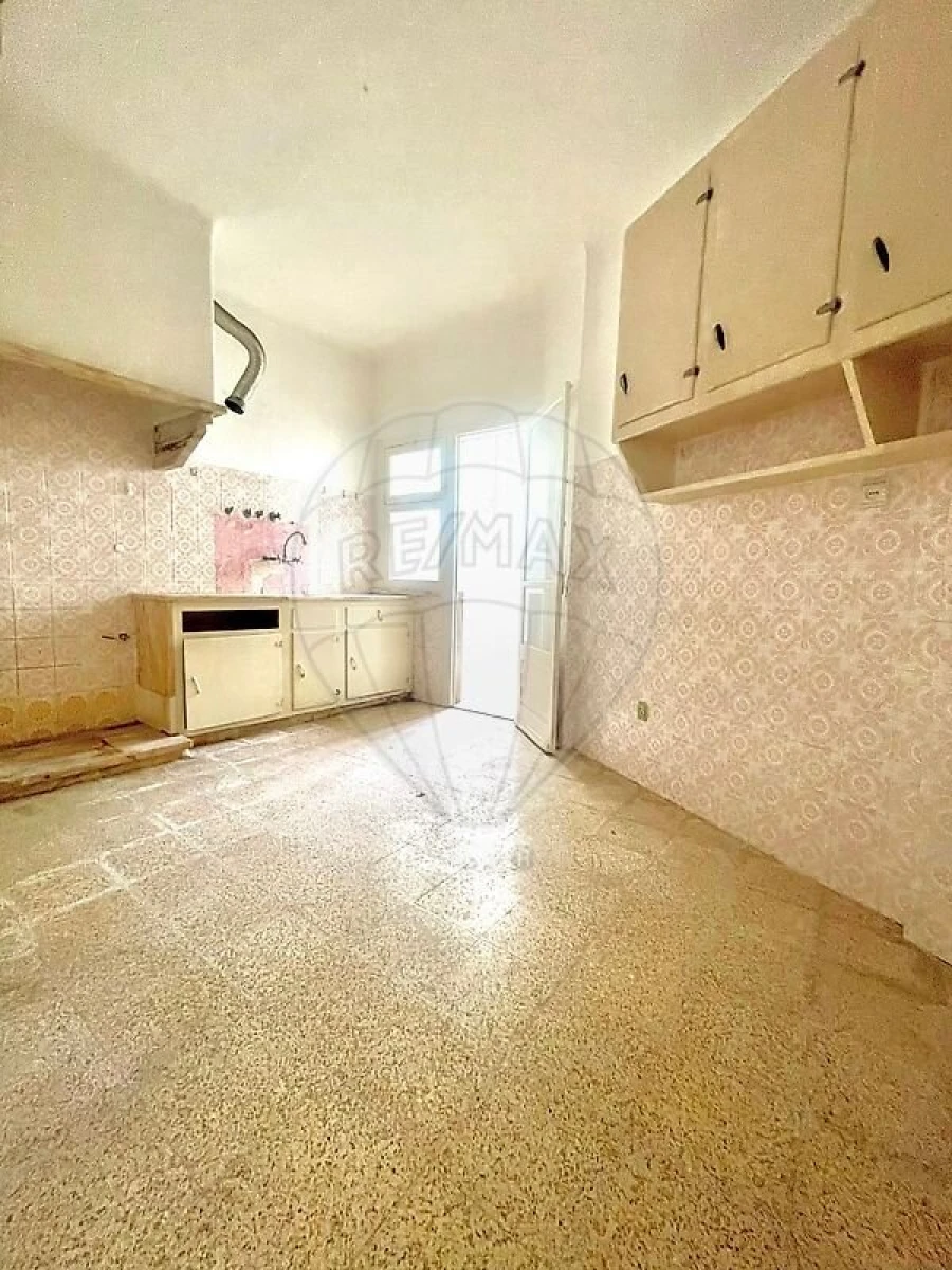 Apartamento T2 para Venda em Carnaxide e Queijas Foto 8