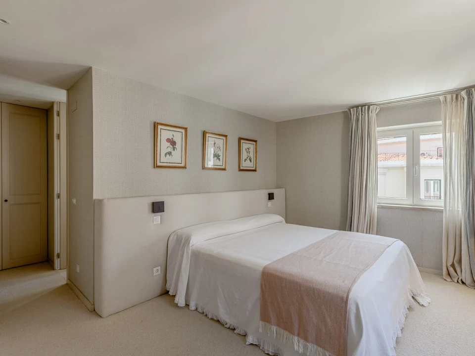 Apartamento T5 para Venda em Estrela Foto 16