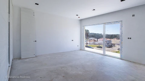 Moradia T4 para Venda em Santo Isidoro