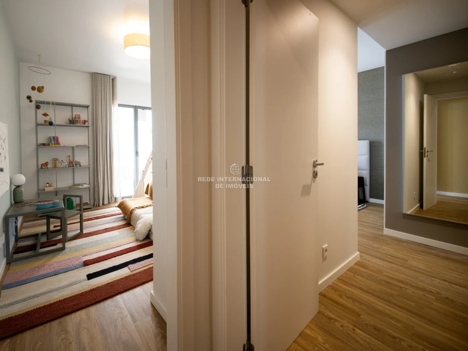 Apartamento T4 para Venda em Santo António dos Cavaleiros e Frielas Foto 26