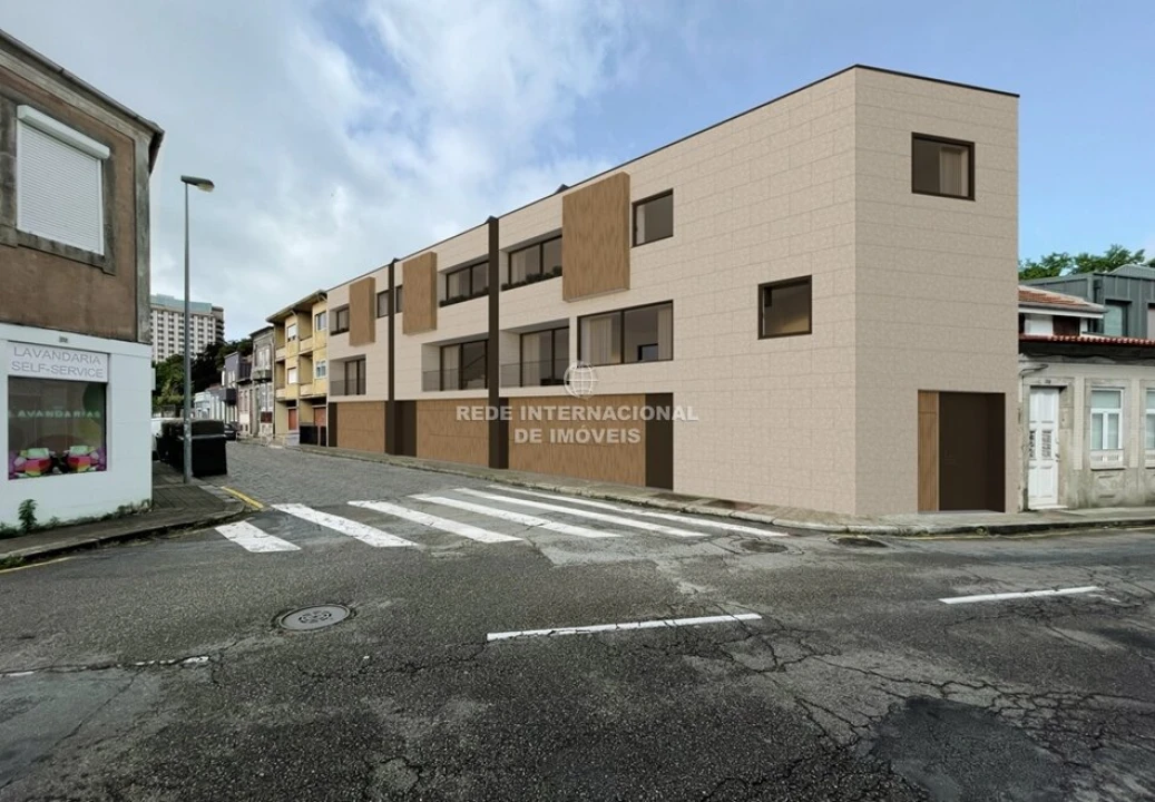 Moradia T4 para Venda em Ramalde Foto 7