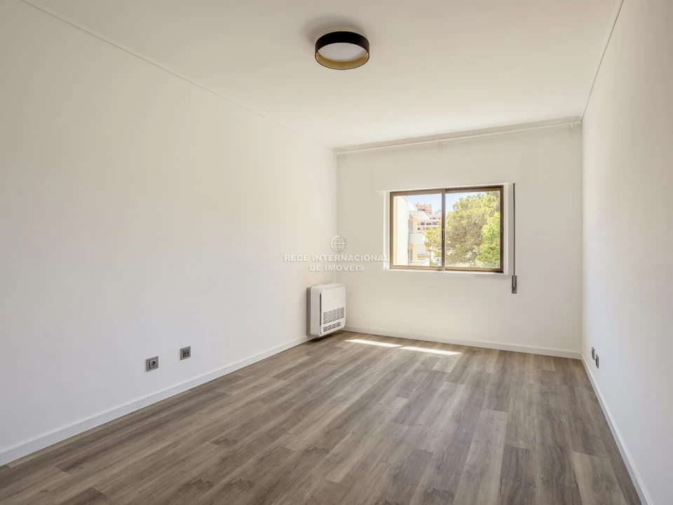 Apartamento T2 para Venda em Cascais e Estoril Foto 16