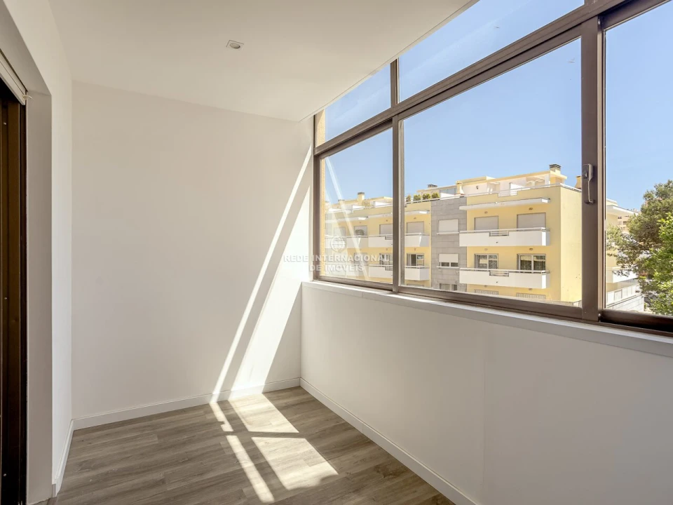 Apartamento T2 para Venda em Cascais e Estoril Foto 23