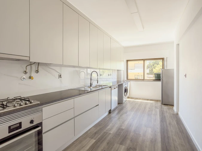 Apartamento T2 para Venda em Cascais e Estoril Foto 6