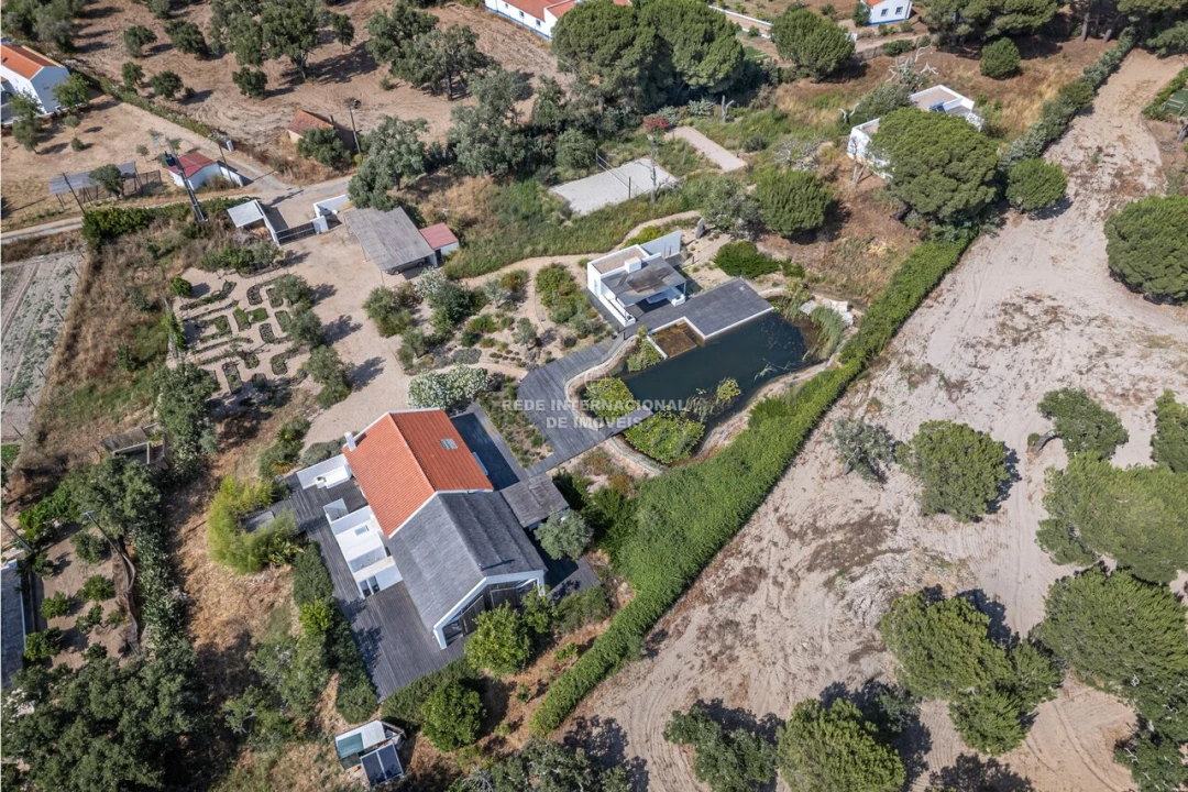 Moradia T5 para Venda em Grândola e Santa Margarida da Serra Foto 1