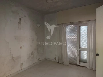 Moradia T2 para Venda em Albufeira e Olhos de Água