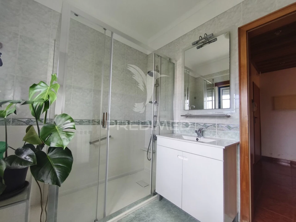Apartamento T3 para Venda em Vila Nova da Barquinha Foto 1