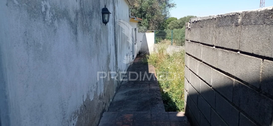 Moradia T2 para Venda em Aldeia da Mata Foto 23