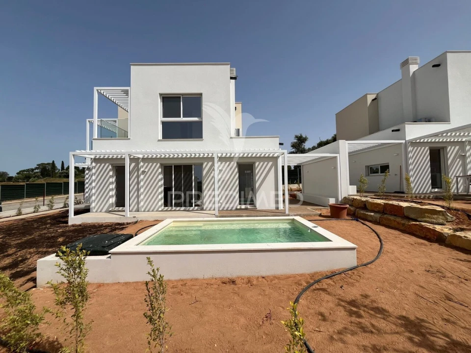 Moradia T3 para Venda em Silves Foto 1