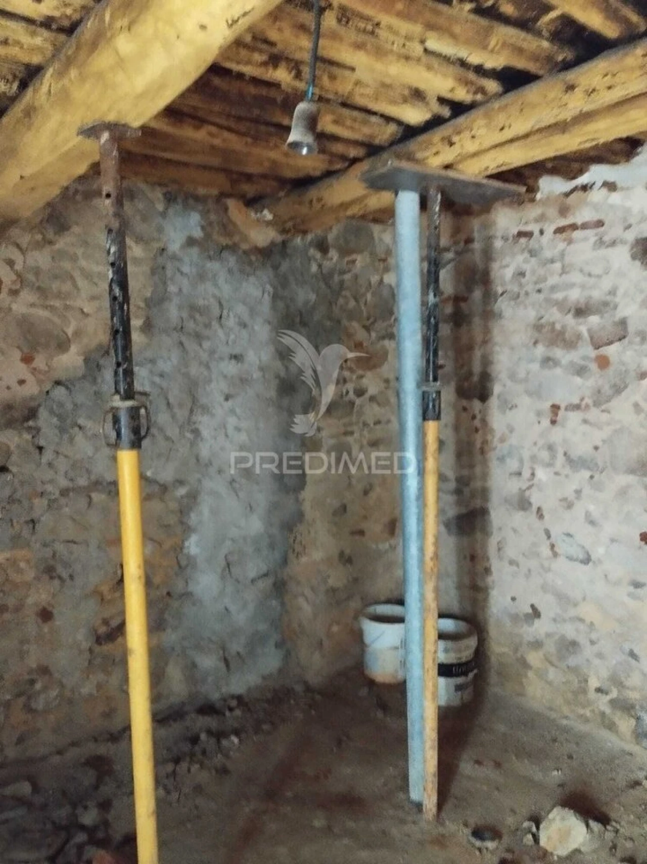 Moradia T0 para Venda em Sé e São Lourenço Foto 6