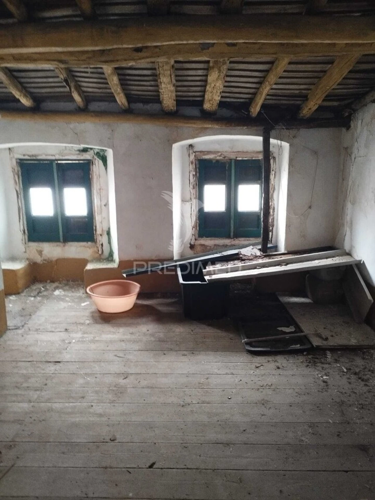 Moradia T0 para Venda em Sé e São Lourenço Foto 16