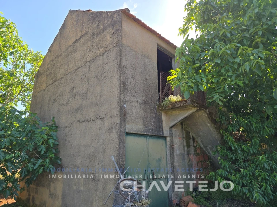 Quinta T2 para Venda em Além da Ribeira e Pedreira Foto 14