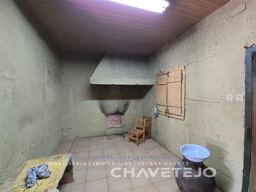 Quinta T2 para Venda em Além da Ribeira e Pedreira