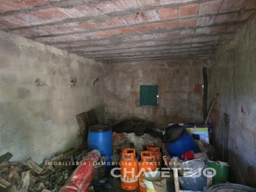 Quinta T2 para Venda em Além da Ribeira e Pedreira