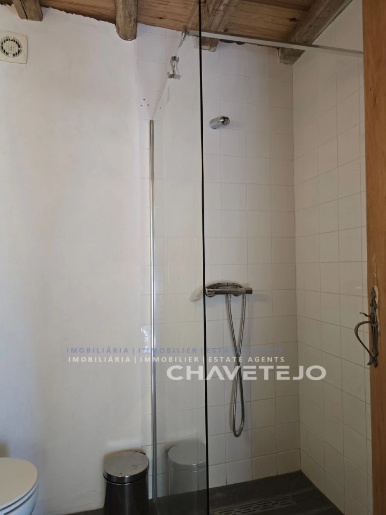 Moradia T1 para Venda em Areias e Pias Foto 44