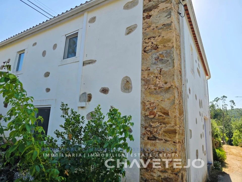 Moradia T1 para Venda em Areias e Pias Foto 52