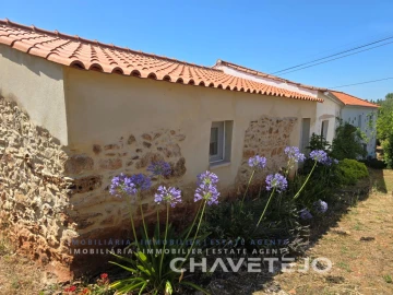 Moradia T1 para Venda em Areias e Pias