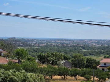 Moradia T4 para Venda em Monte Redondo e Carreira