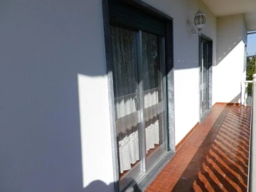 Moradia T5 para Venda em Monte Redondo e Carreira