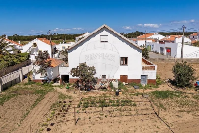Moradia T3 para Venda em Rogil