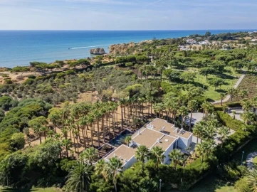 Moradia T3 para Venda em Albufeira e Olhos de Água
