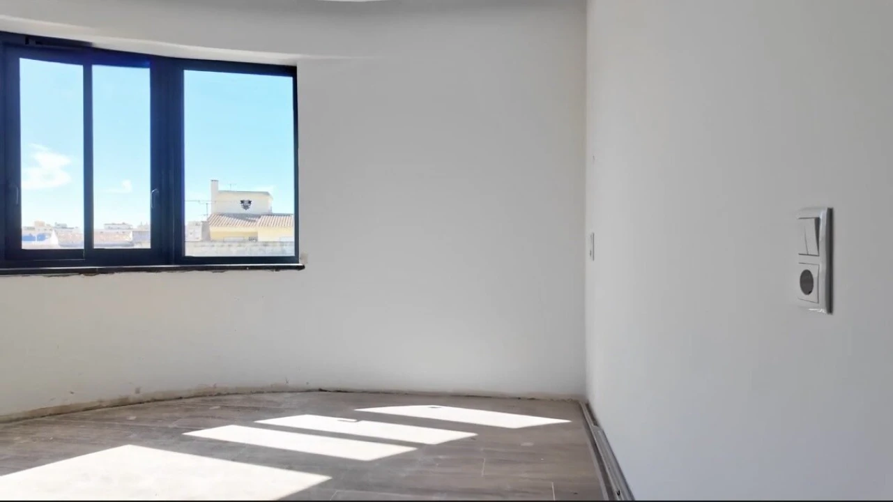 Prédio para Venda em Faro (Sé e São Pedro) Foto 3