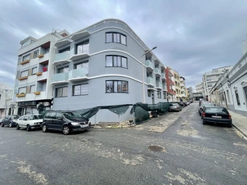 Prédio para Venda em Faro (Sé e São Pedro)