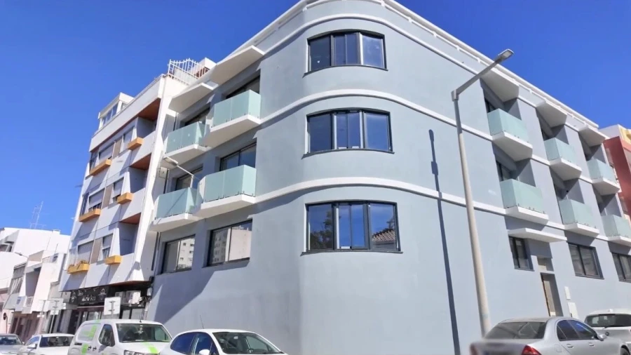 Prédio para Venda em Faro (Sé e São Pedro)