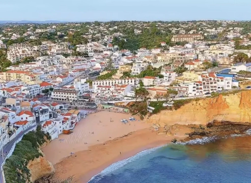 Prédio para Venda em Lagoa e Carvoeiro Foto 34