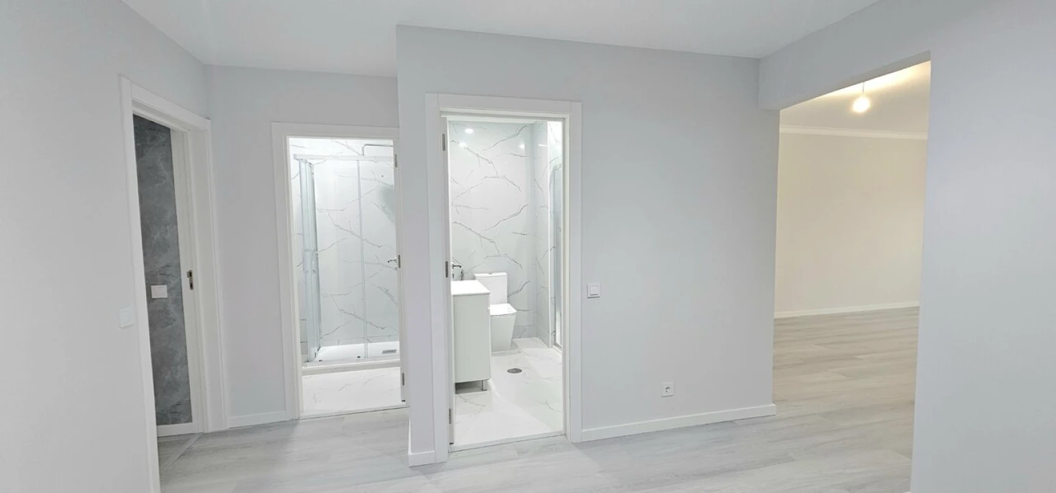 Apartamento T2 para Venda em Quarteira Foto 6