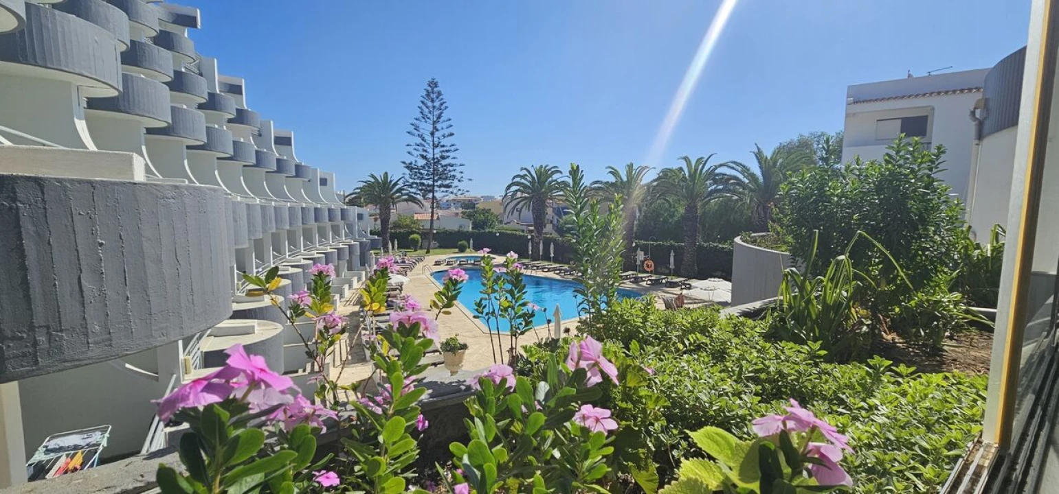 Apartamento T0 para Venda em Albufeira e Olhos de Água Foto 5