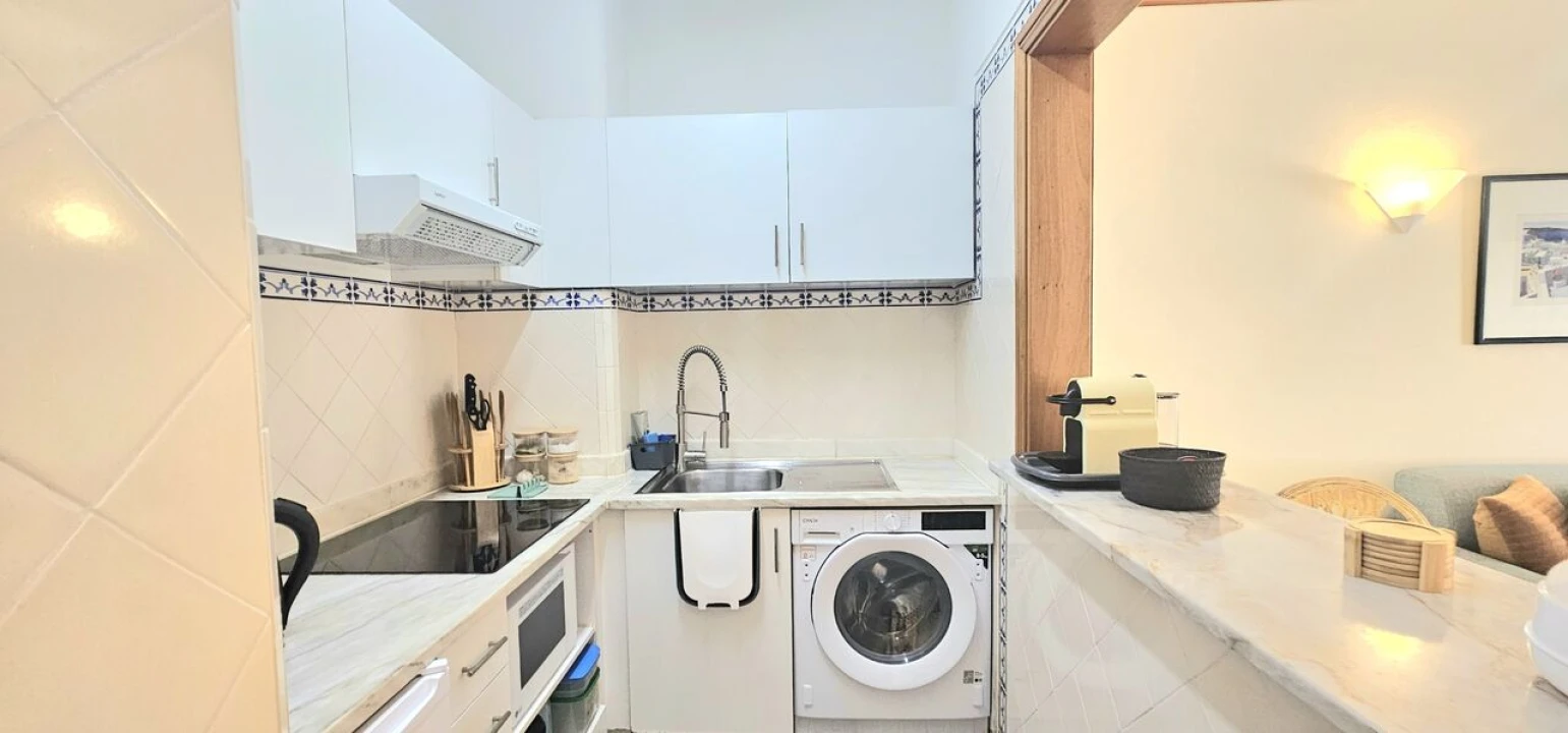 Apartamento T0 para Venda em Albufeira e Olhos de Água Foto 23