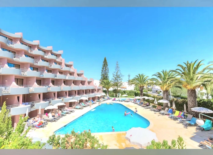 Apartamento T0 para Venda em Albufeira e Olhos de Água Foto 2