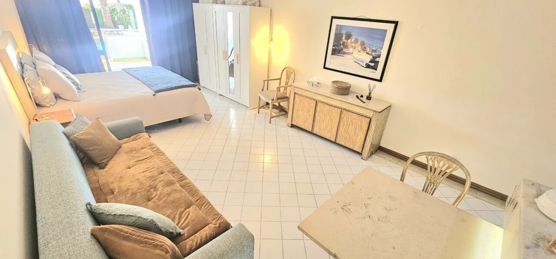 Apartamento T0 para Venda em Albufeira e Olhos de Água Foto 20