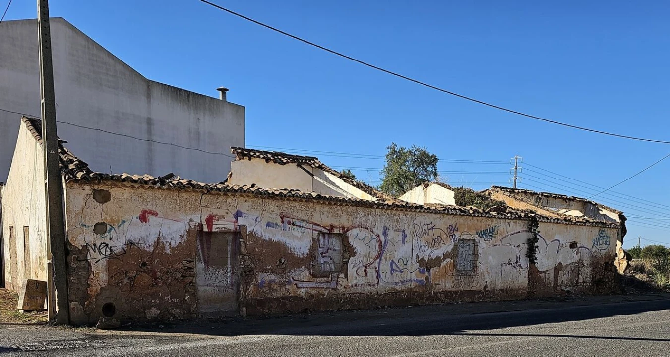 Moradia T4 para Venda em Alcantarilha e Pêra Foto 6