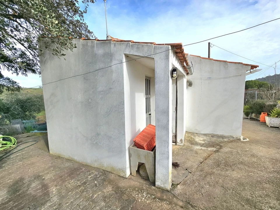 Moradia T3 para Venda em Ameixial Foto 4