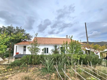 Moradia T3 para Venda em Ameixial