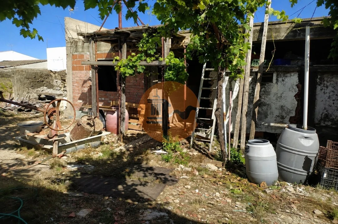 Moradia T2 para Venda em Azinhal Foto 6