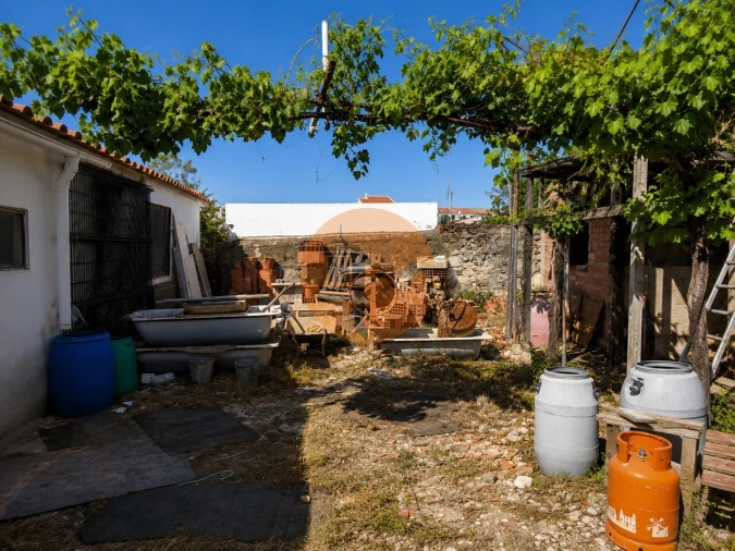 Moradia T2 para Venda em Azinhal Foto 3