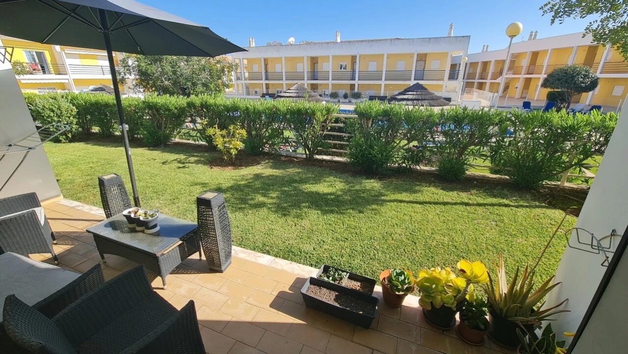 Apartamento T2 para Venda em Albufeira e Olhos de Água Foto 2