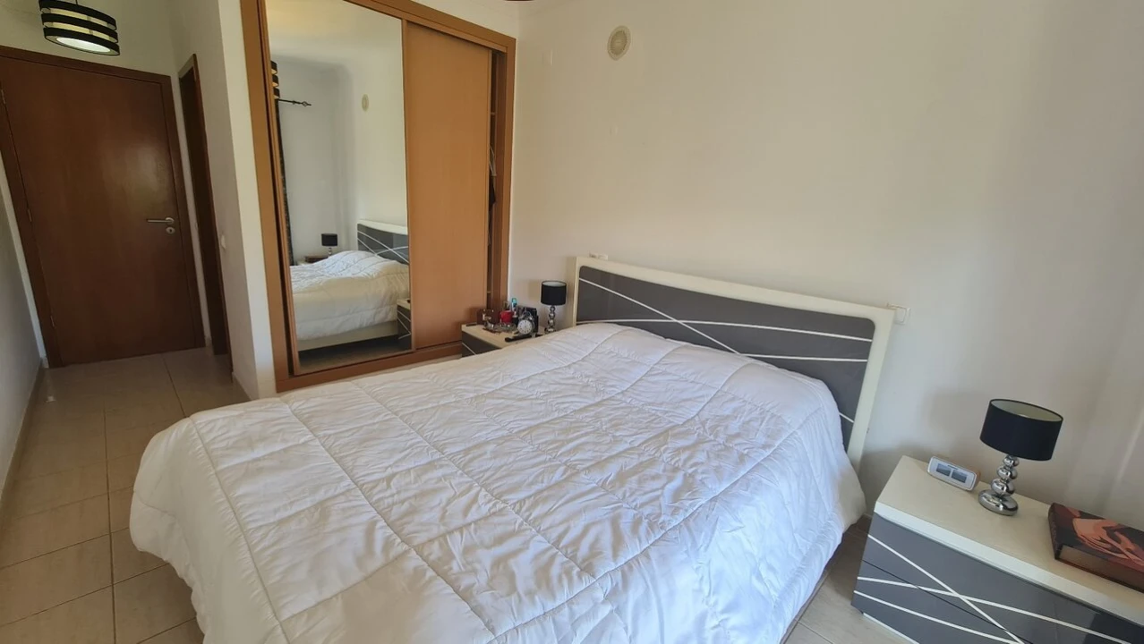 Apartamento T2 para Venda em Albufeira e Olhos de Água Foto 9