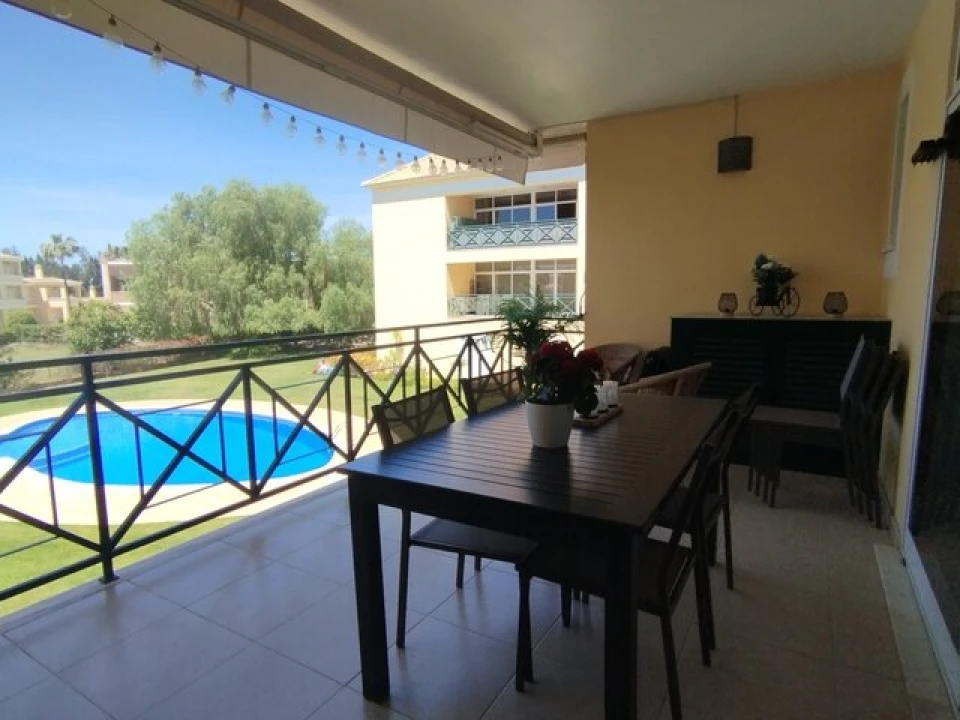 Apartamento T2 para Venda em Quarteira Foto 2
